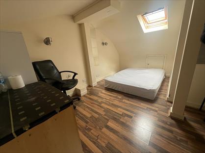 Room in a Shared House, Turners Road, E3