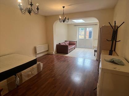 Room in a Shared House, Turners Road, E3