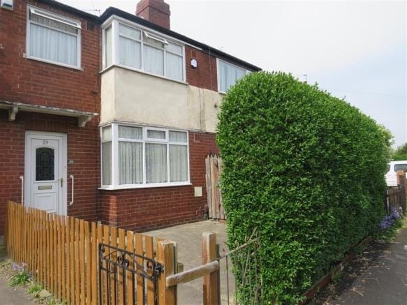 2 Bed Terraced House, Park View Avenue, LS4