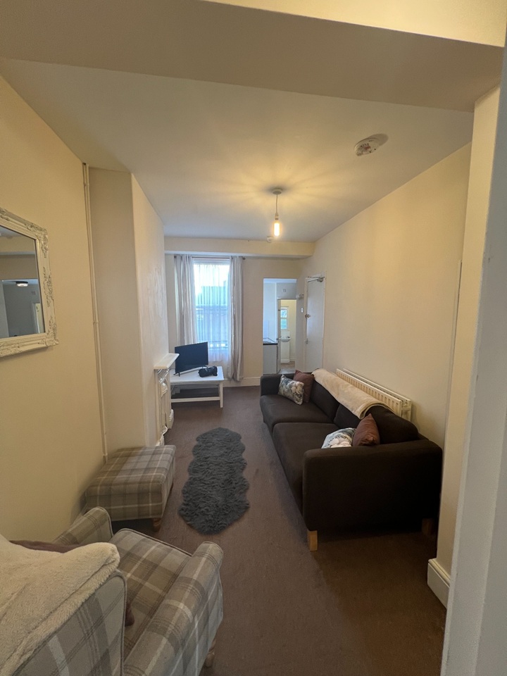 2 Bed Flat, Colwick Road Nottingham, NG2, N1 7GU