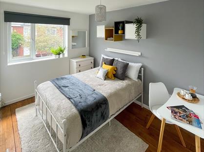 Room in a Shared House, Petersfield Rise, SW15