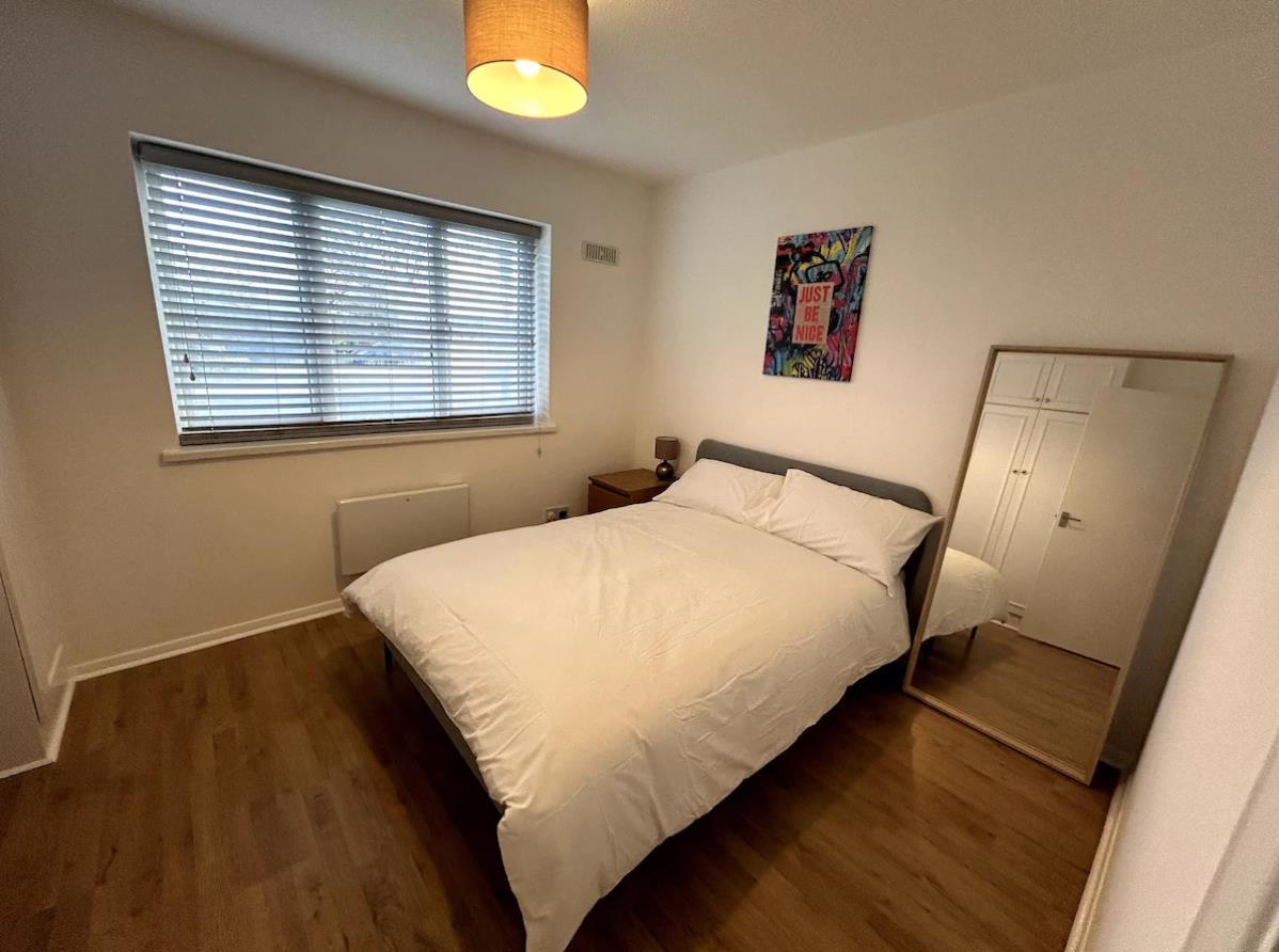 South Ockendon 2 Bed Flat, Gidea Close, RM15 To Rent Now for £1,395