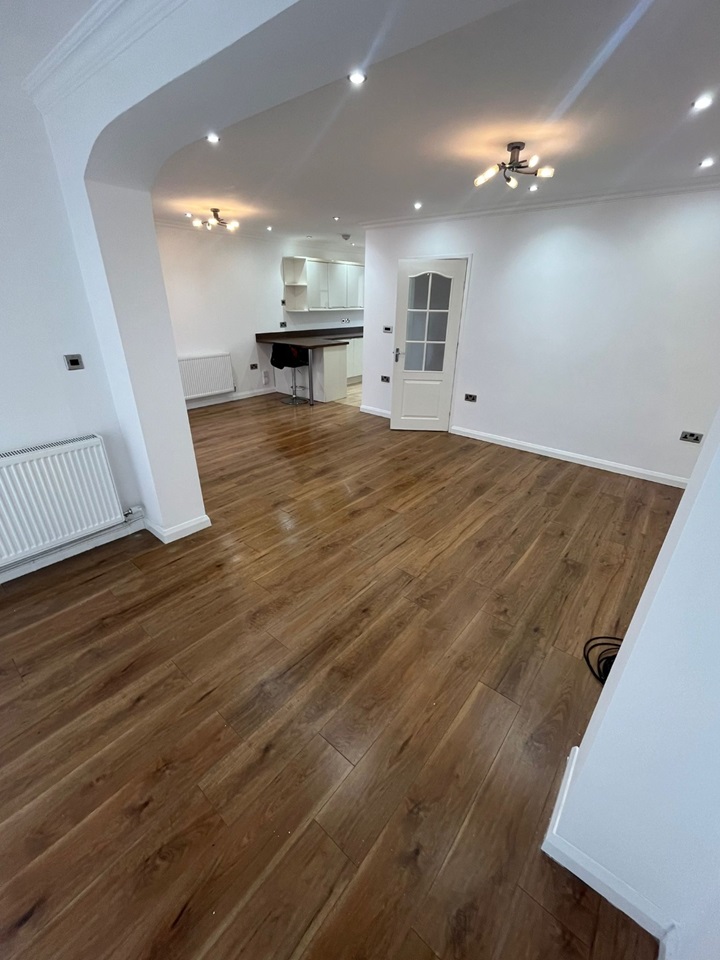 Swinton, Manchester 3 Bed Detached House, Lawnswood Park Road, M27