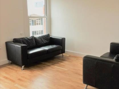 3 Bed Terraced House, Horsford Road, SW2