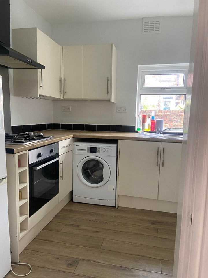 Manchester 2 Bed Terraced House, Audley Road, M19 To Rent Now for £