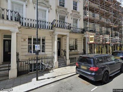 Studio Flat, Westbourne Grove Terrace, W2