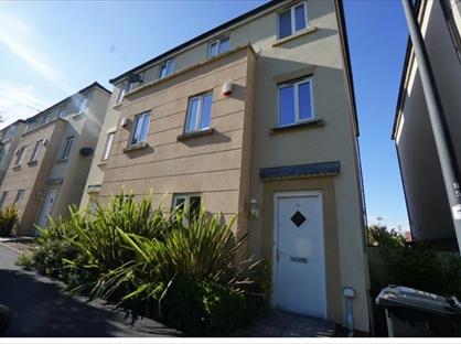 5 Bed Semi-Detached House, Long Down Avenue, BS16