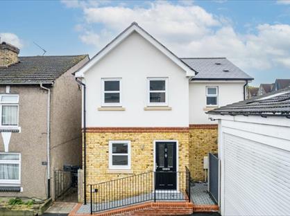 4 Bed Detached House, Bourne Street, CR0