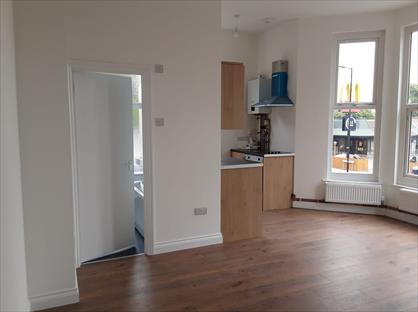 Studio Flat, Barking Road, E16