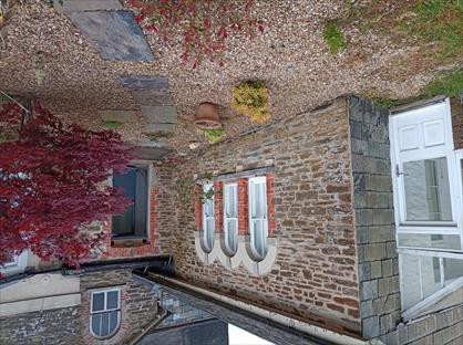 1 Bed Flat, Karrow Garth, PL14