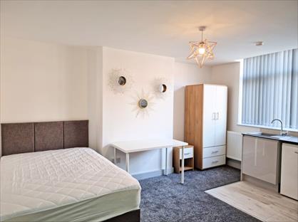 Studio Flat, Park Road, B13