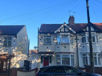 4 Bed Semi-Detached House, Canterbury Road, E10