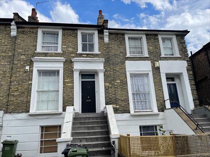 4 Bed Terraced House, Marquis Road, NW1