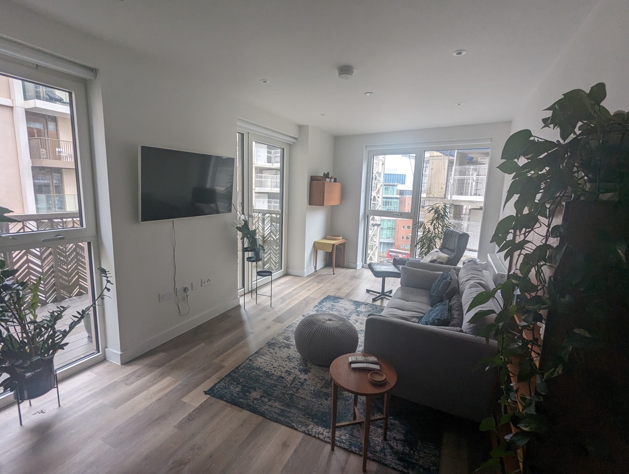 London Room in a Shared Flat, Park Boulevard, W12 To Rent Now for £