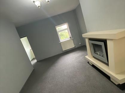 2 Bed Terraced House, The Combs, WF12