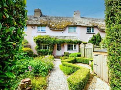 2 Bed Terraced House, Waddeton Cottages, TQ5