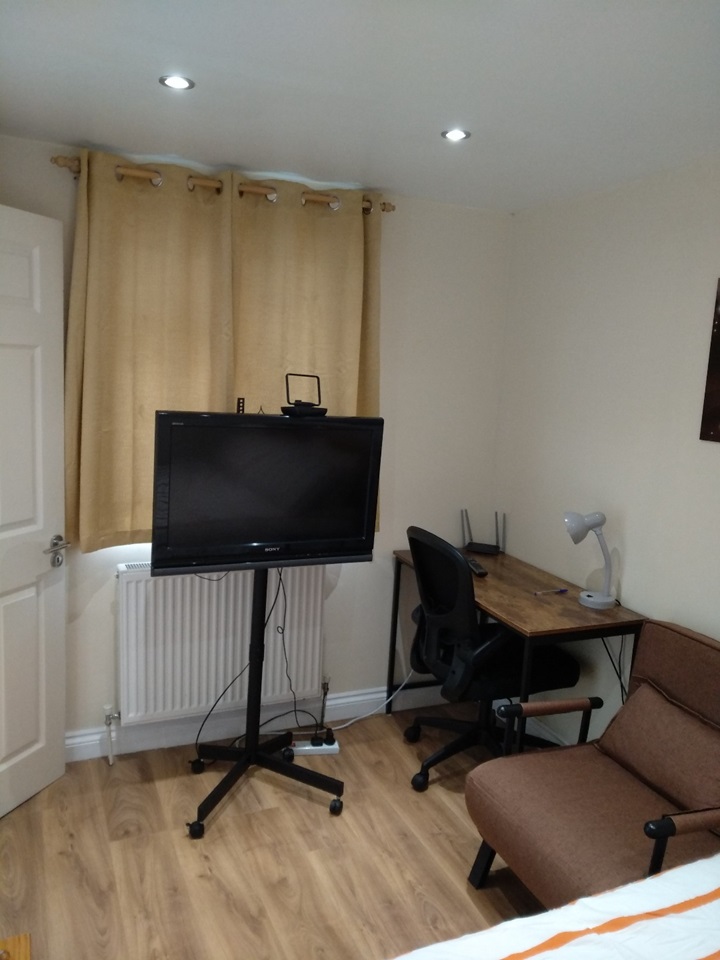 Stanmore Studio Flat, Stanmore, HA7 To Rent Now for £720.00 p/m