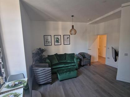 2 Bed Flat, Municipal Chambers, TQ1