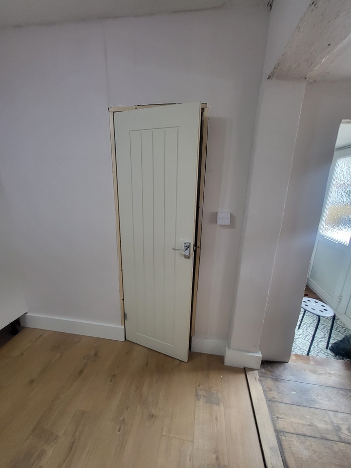 Croydon Studio Flat, Midhurst Avenue, CR0 To Rent Now for £795.00 p/m