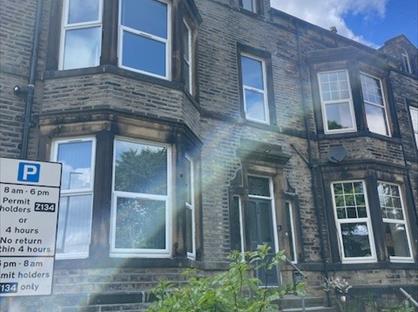 Bedsit, Skircoat Road, HX1