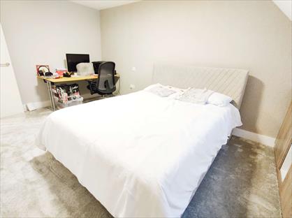 4 Bed Terraced House, Acorn Way, BR6