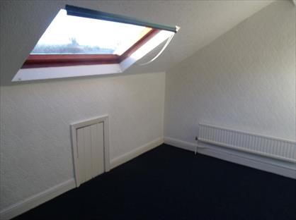 Room in a Shared House, Sandhurst Grove, LS8