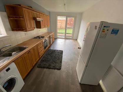 Room in a Shared House, Letchworth Street, SW17