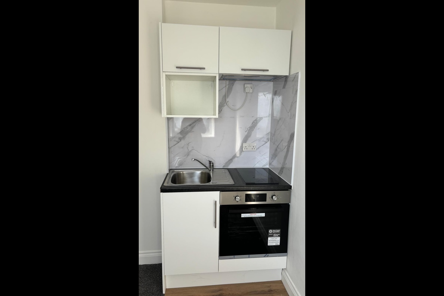 London Studio Flat, Lichfield Grove, N3 To Rent Now for £710.00 p/m