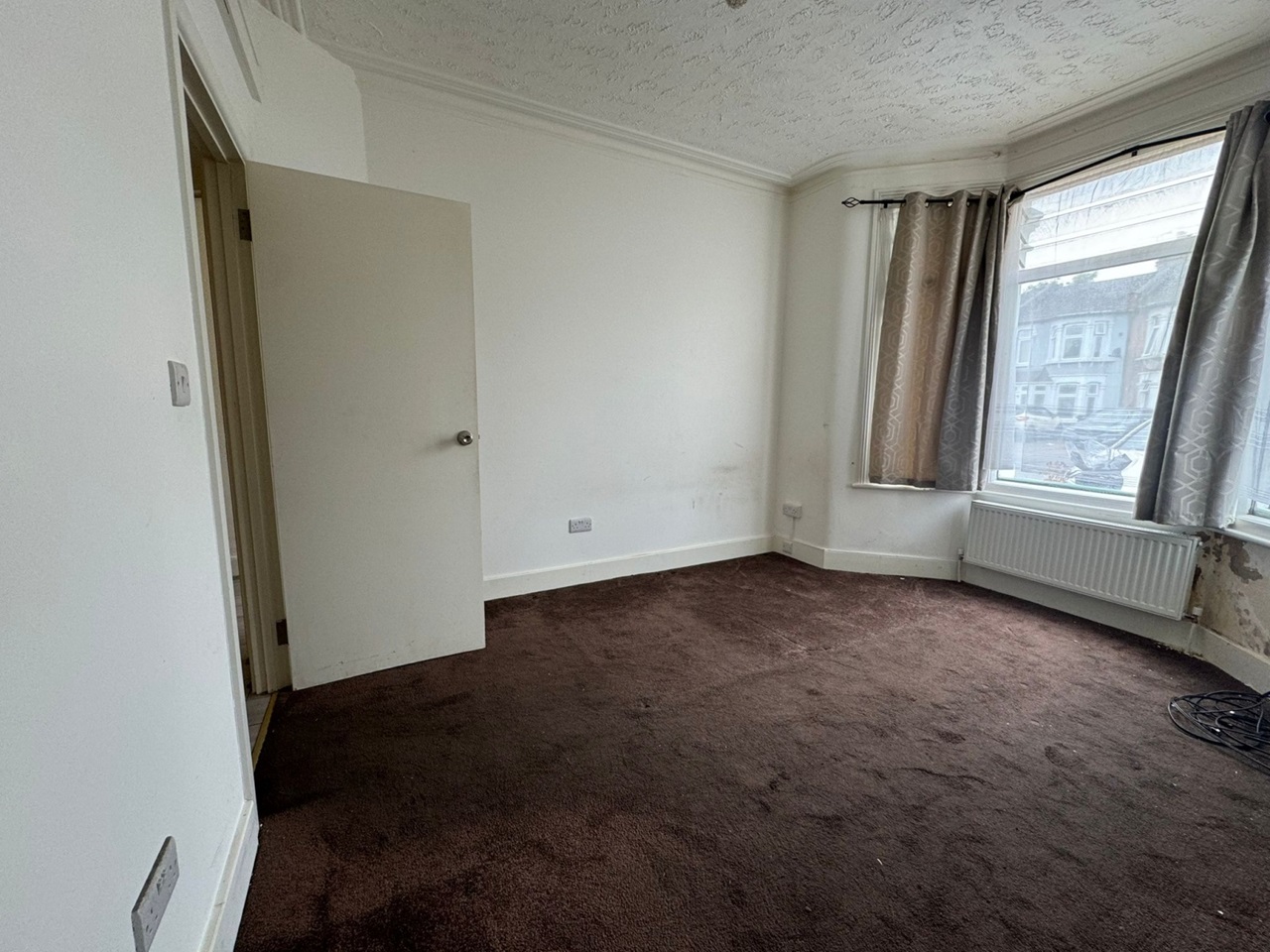 Ilford 4 Bed Terraced House, Thorold Road, IG1 To Rent Now for £
