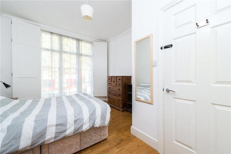 London Room in a Shared Flat, Trafalgar Avenue, SE15 To Rent Now for £1,000.00 p/m