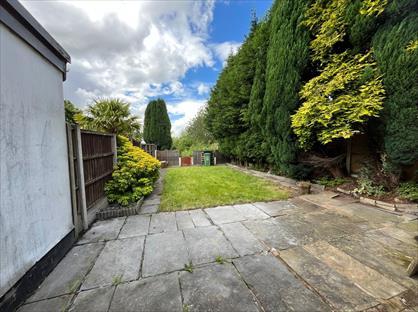 2 Bed Semi-Detached House, Warden Street, M40