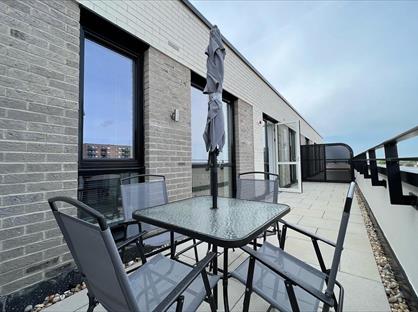 2 Bed Flat, Truscon House, UB3