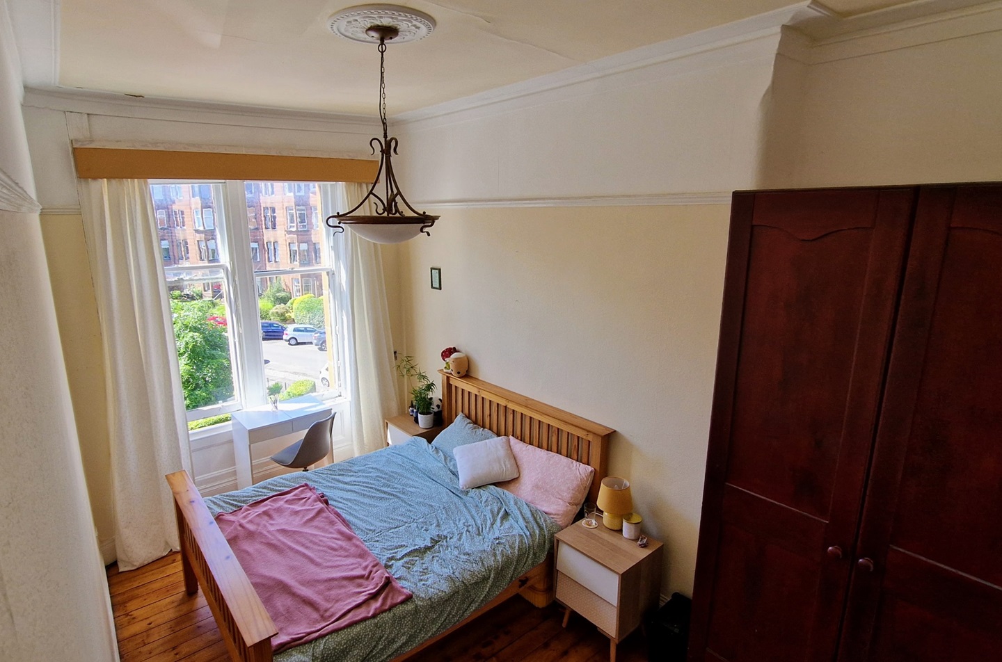 Glasgow 1 Bed Flat, Airlie Street, G12 To Rent Now for £1,150.00 p/m