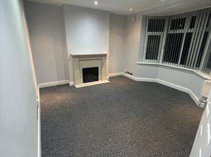 3 Bed Semi-Detached House, Sykefield Avenue, LE3