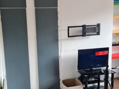 Room in a Shared House, Halifax Road, WF13