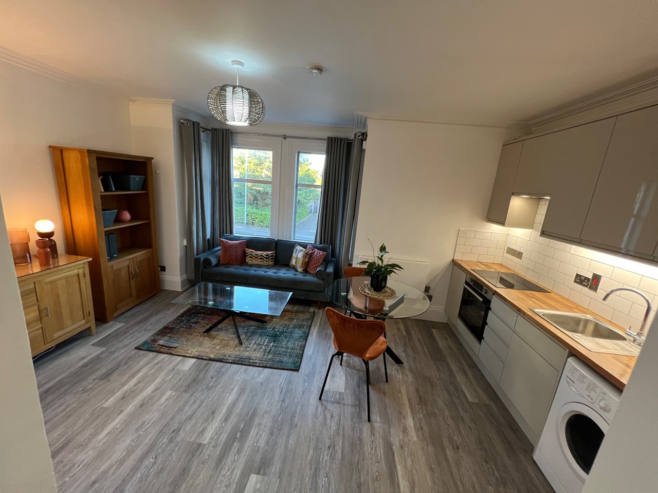 1 Bed Flat, Basingstoke Road, RG2