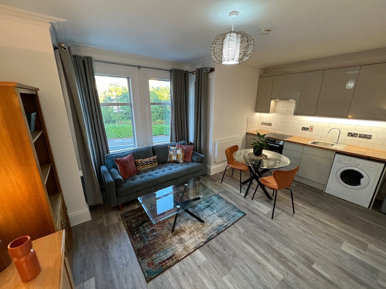 1 Bed Flat, Basingstoke Road, RG2 photo 3