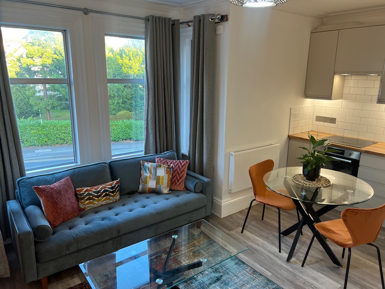 1 Bed Flat, Basingstoke Road, RG2 photo 4