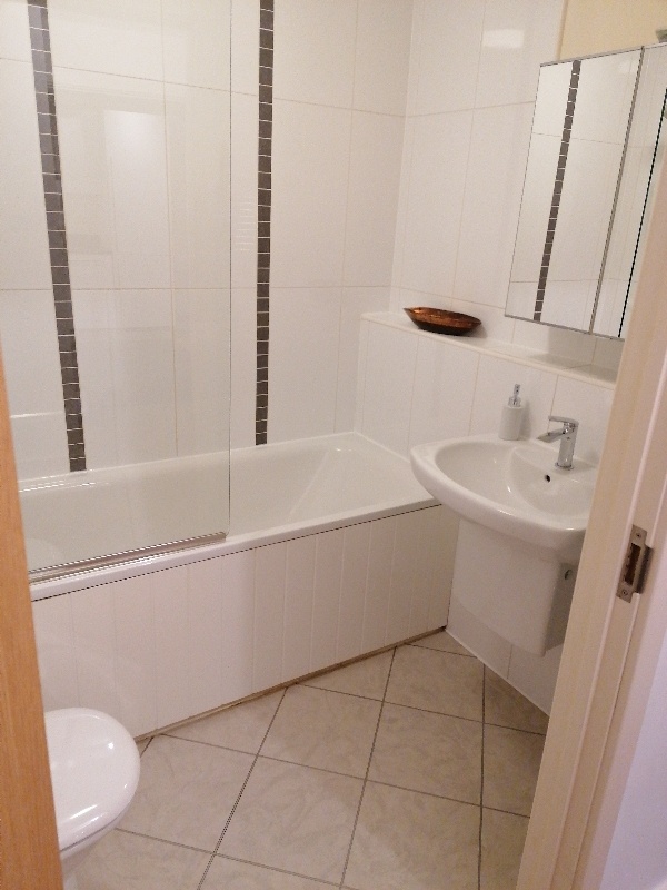 Reading 1 Bed Flat, Q2 Watlington Street, RG1 To Rent Now for £