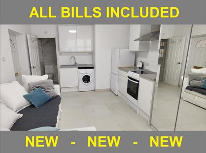 Studio Flat, Flower Lane, NW7