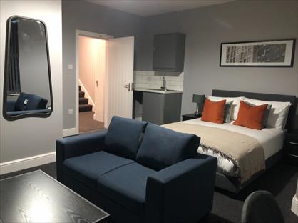 Room in a Shared House, Radnor Place, CH43