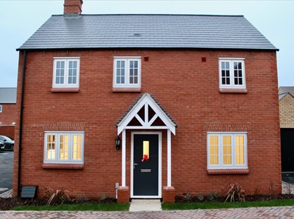 3 Bed Detached House, Cumbria Close, NN12