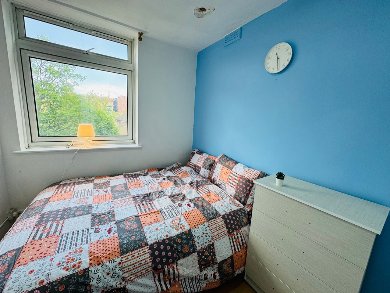 Devons Road Room in a Shared Flat, Langdon Park, E3 To Rent Now for