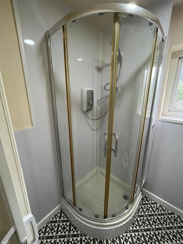 Manchester Studio Flat, Stockport Road, M19 To Rent Now for £600.00 p/m