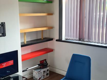 Room in a Shared House, Halifax Road, WF13