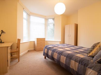 2 Bed Flat, Brighton Grove, NE4