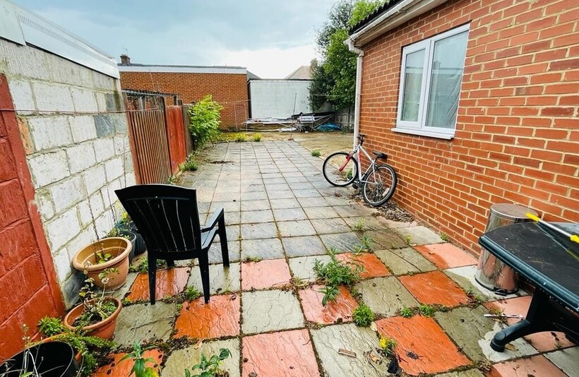 Hounslow Studio Flat, Hibernia Road, TW3 To Rent Now for £1,000.00 p/m