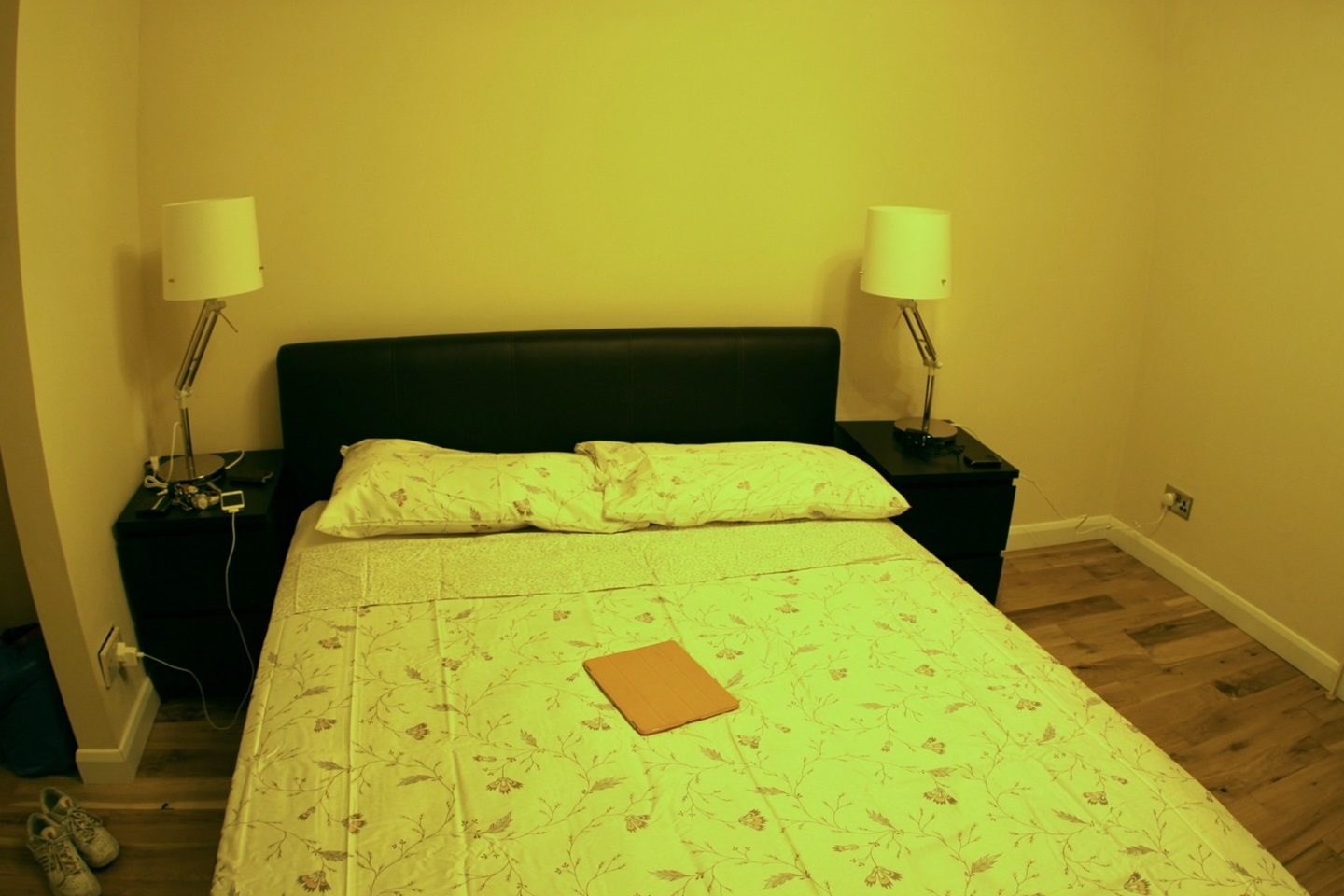 London 1 Bed Flat, Asher Way, E1W To Rent Now for £2,100.00 p/m