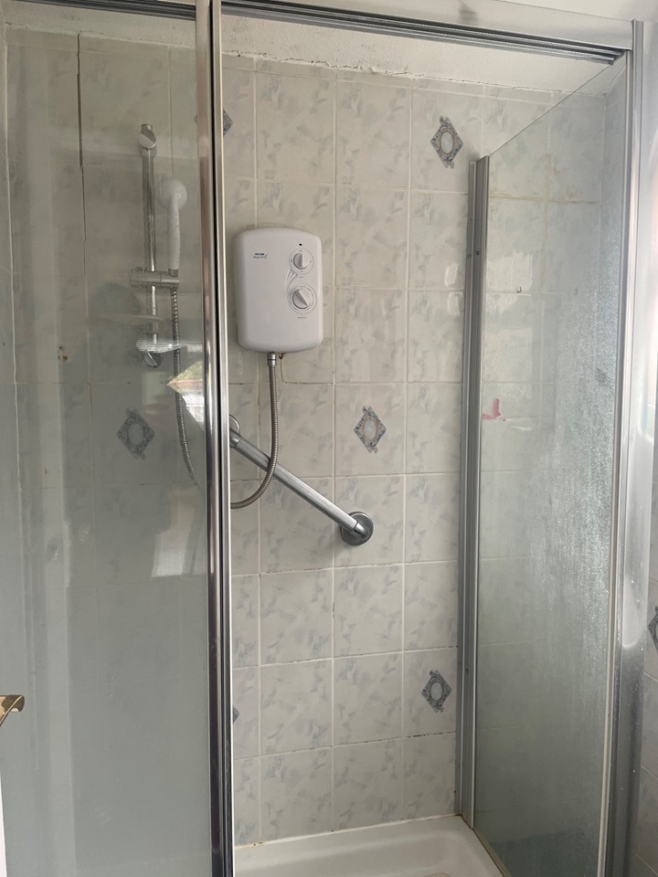 Welling 4 Bed Terraced House, Darenth Road, DA16 To Rent Now for £2,500.00 p/m