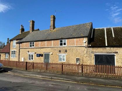 1 Bed Flat, Wothorpe Road, PE9